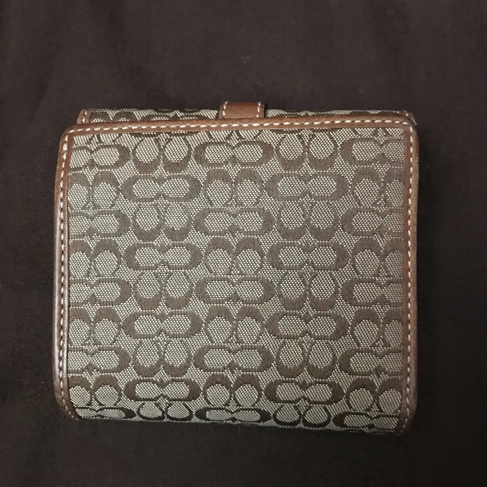 Coach Wallet - Picture 5 of 5